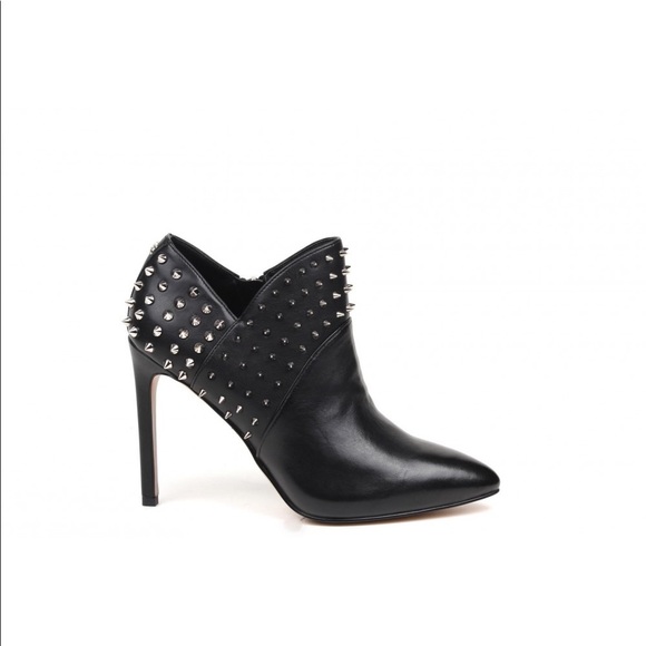 Sam Edelman
Wally Studded Booties 6.5 - Picture 5 of 5